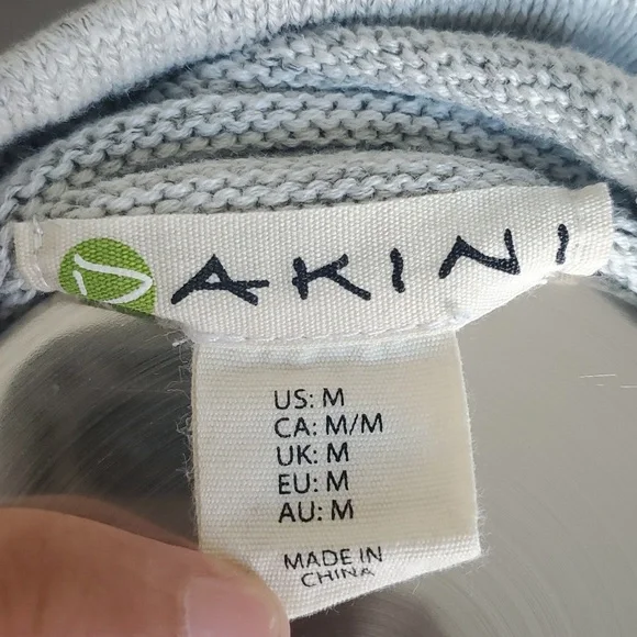 Dakini Grey Knitted Sweater (M) - Picture 4 of 8